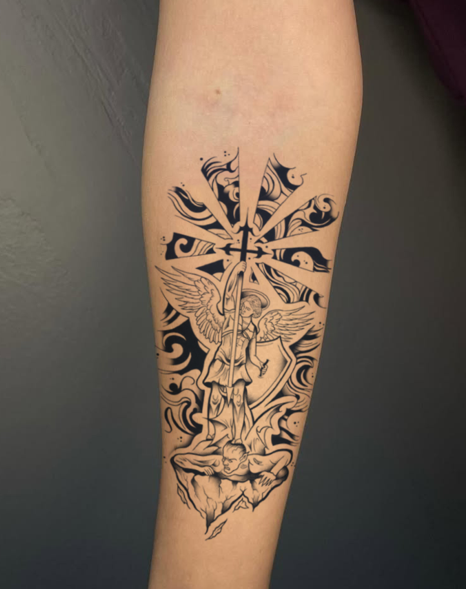 The God of Heaven who steps on evil spirits