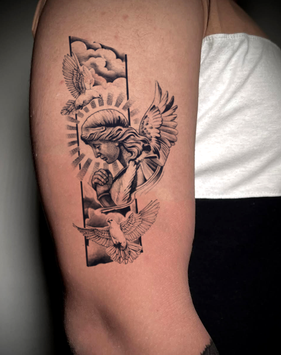 Athena and the dove of peace