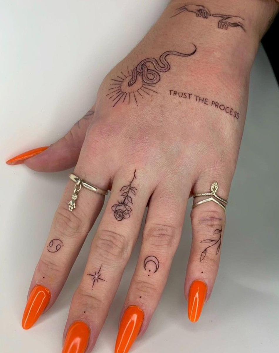 Minimalist Geometric Creation Lines Fine-Line Set