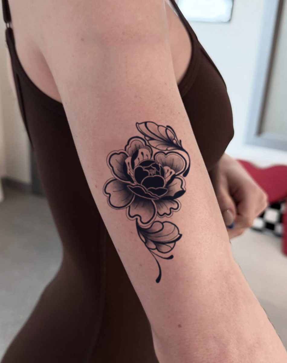 Temporary Tattoo Midnight Peony - Elegant & Mystic