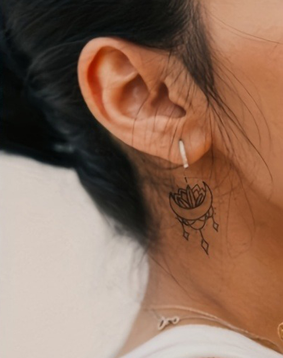 Henna Finger Tattoo (9)