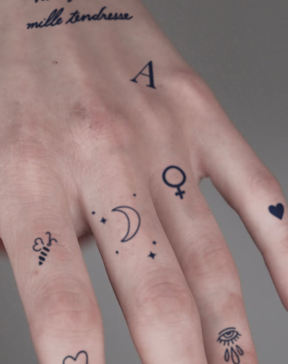 Finger tattoos-Sweet Somethings