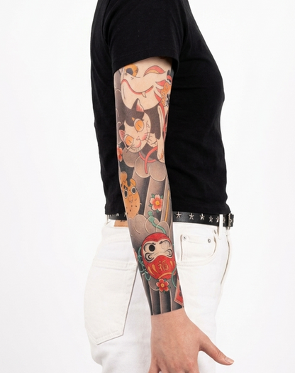 Kitsune Cat & Daruma