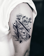 Lion Bloom Geometric