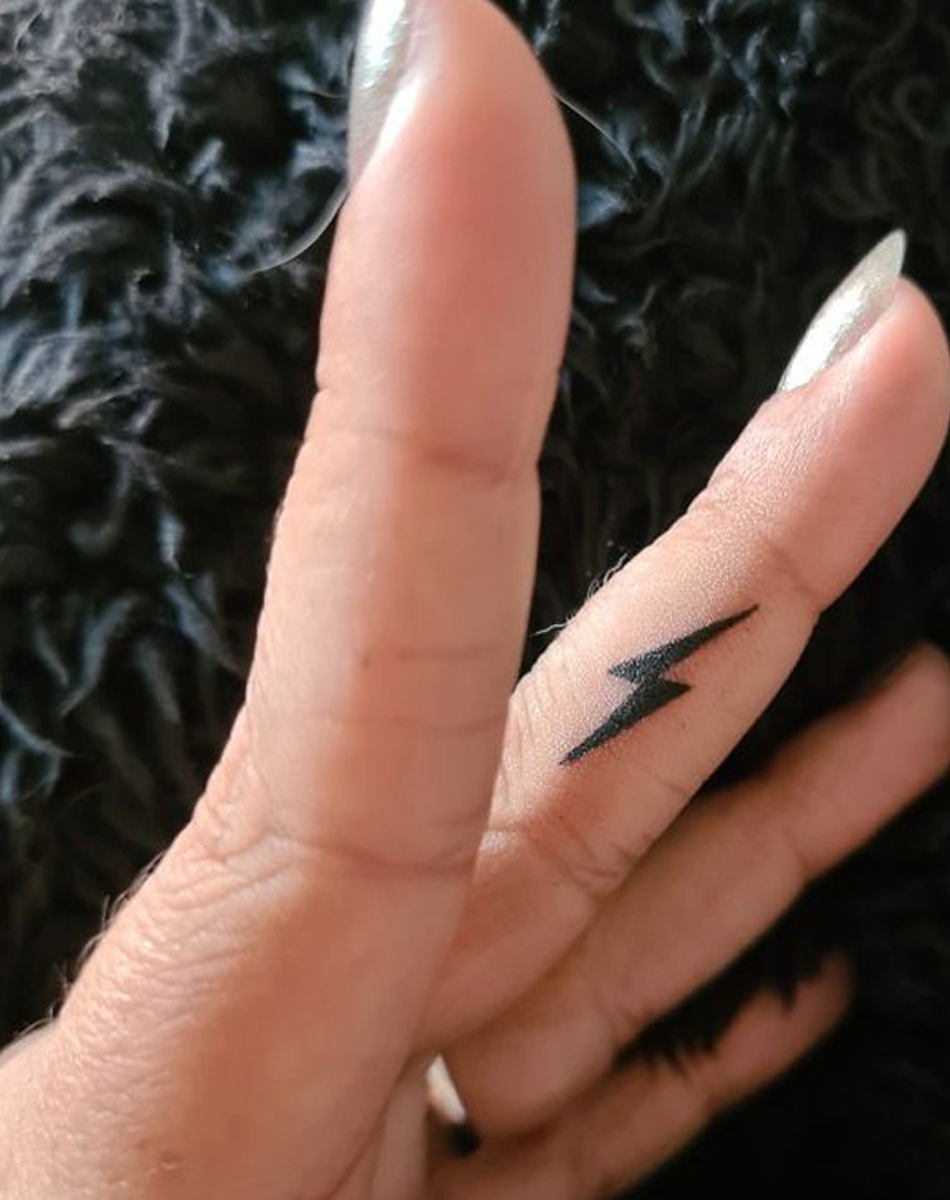 Finger Tattoo