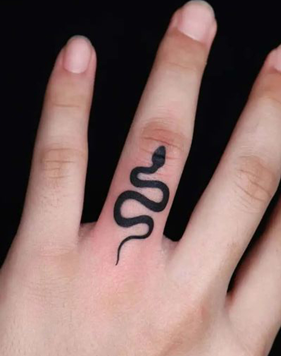 Finger Tattoo
