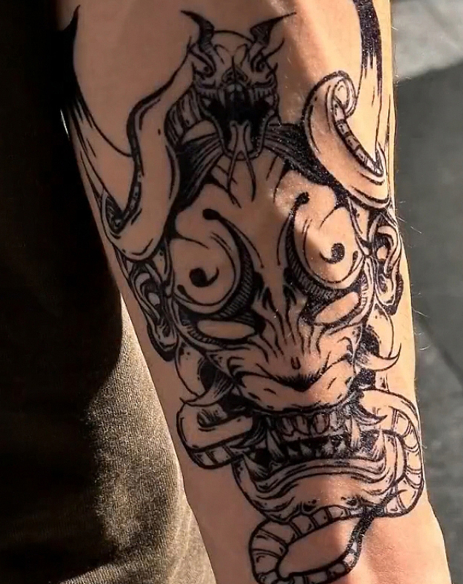 Roar of the Oni Mask